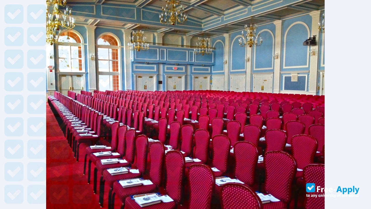 Foto de la Dallas Baptist University #3