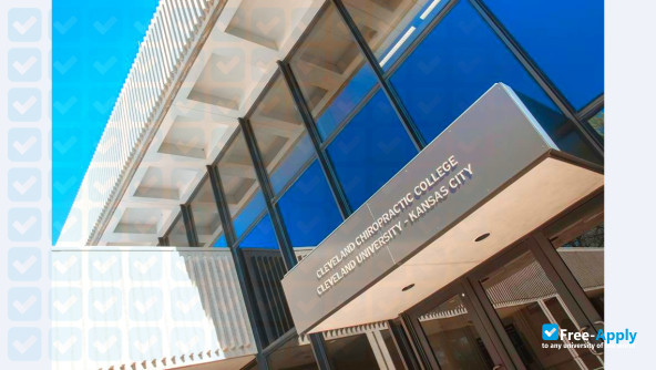 Photo de l’Cleveland University-Kansas City #11