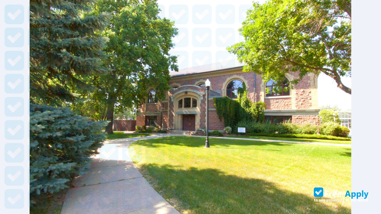 Foto de la Dakota State University #6