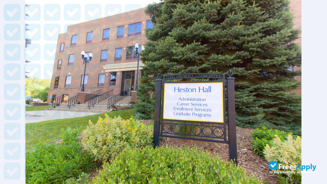 Foto de la Dakota State University #3