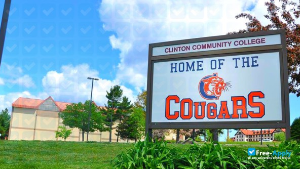 Photo de l’Clinton Community College (New York) #9