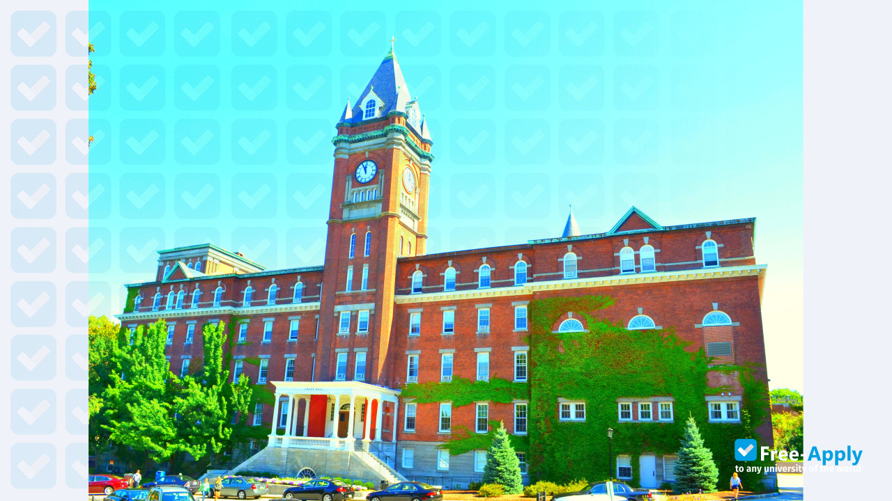 College of the Holy Cross photo #4