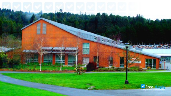 College of the Redwoods photo #4
