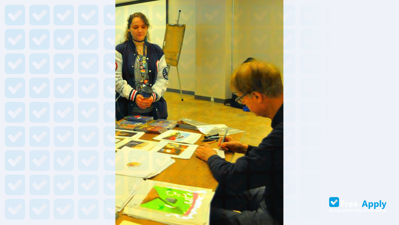 Delaware College of Art and Design photo #8