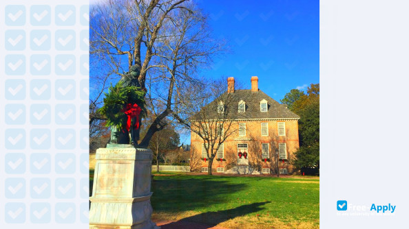 College of William & Mary photo #4