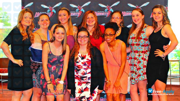 Delaware State University photo #9