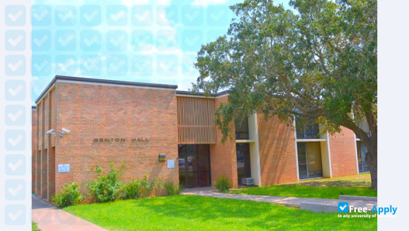 Photo de l’Coastal Bend College #9