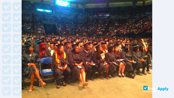 Foto de la Delgado Community College #7