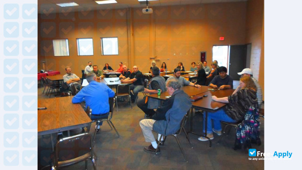 Delta Montrose Area Vocational Technical Center photo #3