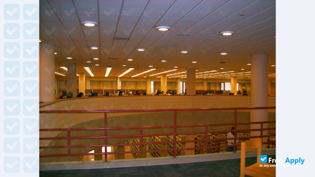 CUNY York College photo #7