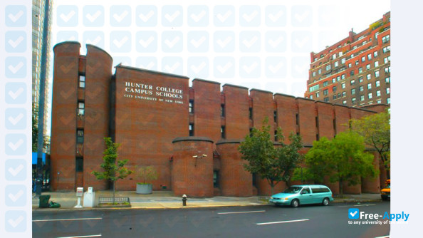 CUNY Hunter College photo #2