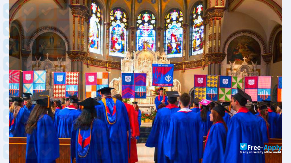 Foto de la DePaul University #8