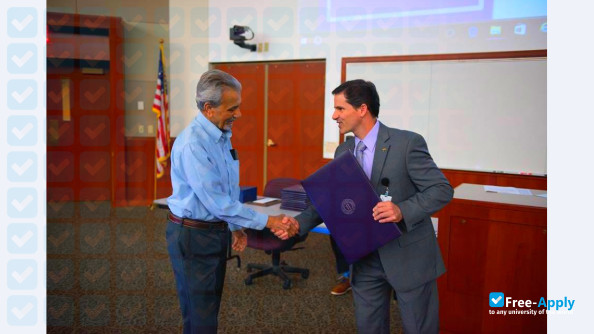 Foto de la Des Moines University #5