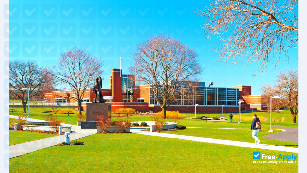 Foto de la DeSales University #2