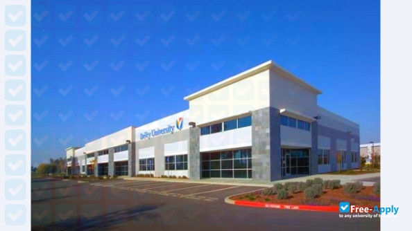 DeVry University photo #9