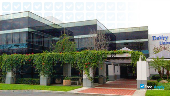 DeVry University photo #8