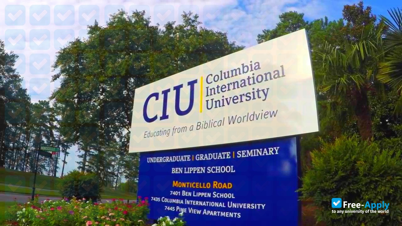 Foto de la Columbia International University #5