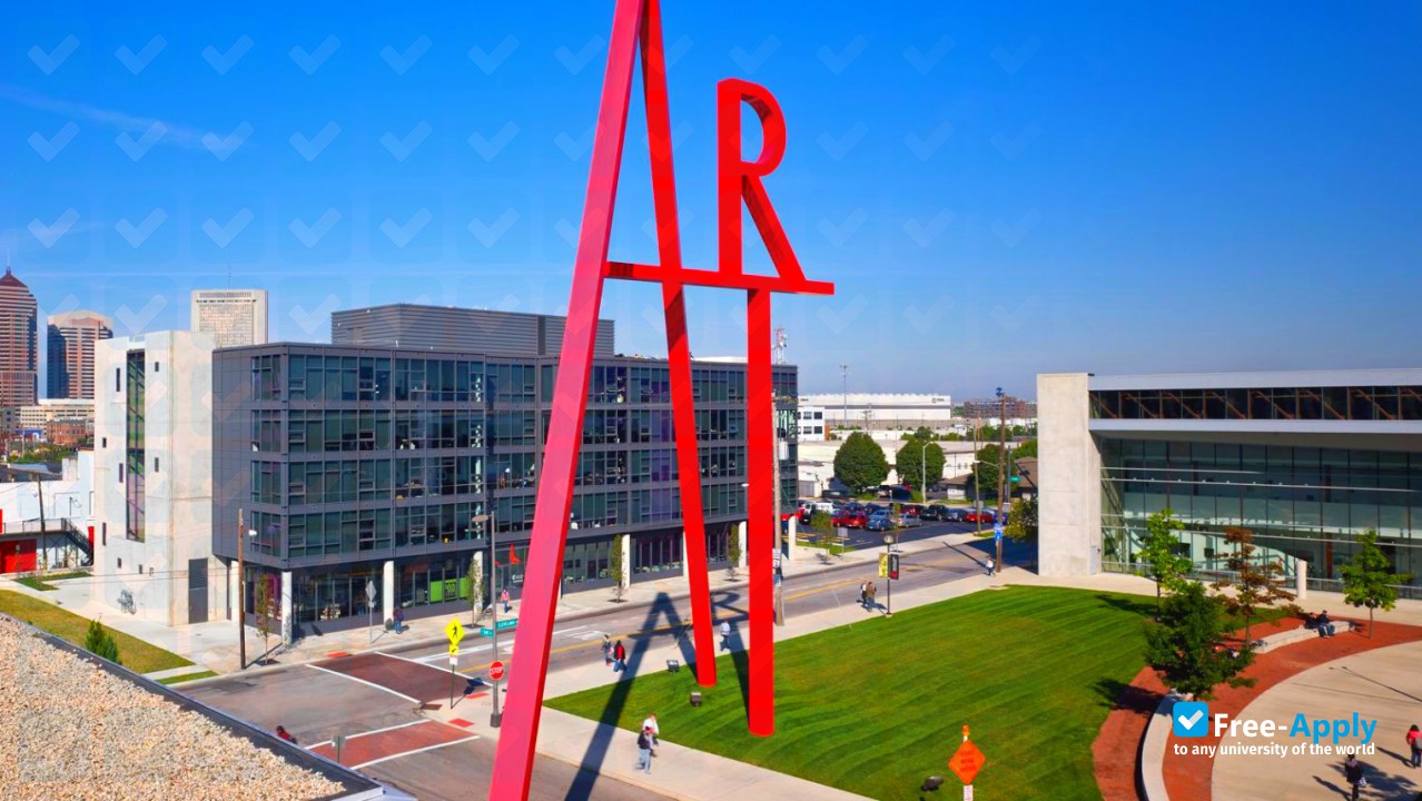 Columbus College of Art & Design photo #9
