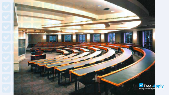 Фотография Columbus School of Law