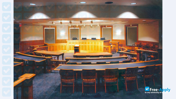 Photo de l’Columbus School of Law #3