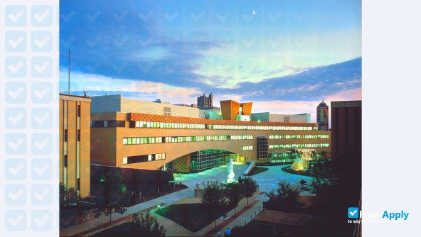 Foto de la Columbus State Community College #9