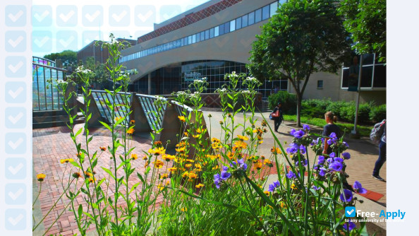 Foto de la Columbus State Community College #5