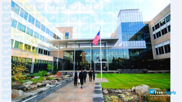 Photo de l’Commonwealth Medical College #2