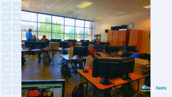 Photo de l’Empire College School of Business #4