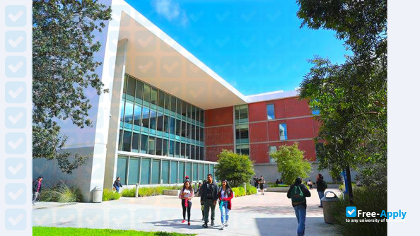 El Camino College фотография №9