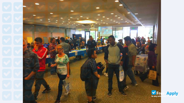 El Camino College photo