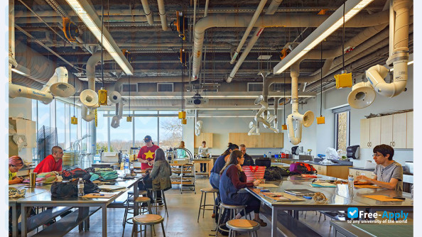 Eastern Connecticut State University photo #6