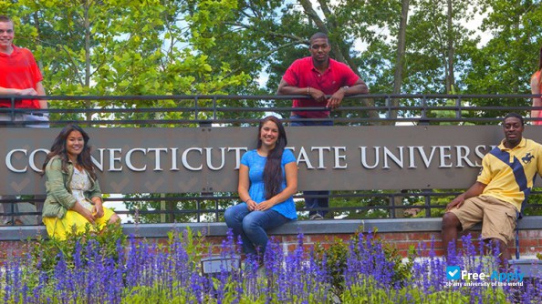 Eastern Connecticut State University photo #5