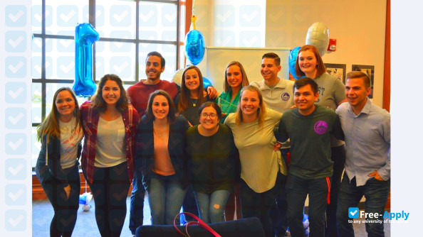 Elmhurst University photo #12