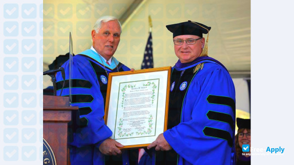Endicott College photo #9