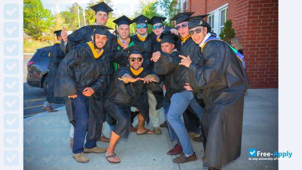 Endicott College photo #12