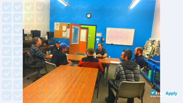 Photo de l’Erie Institute of Technology #8