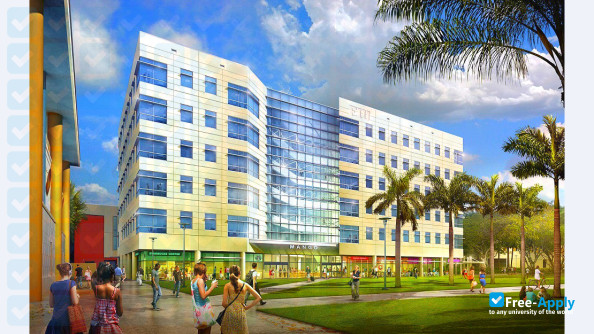 Florida International University фотография №7