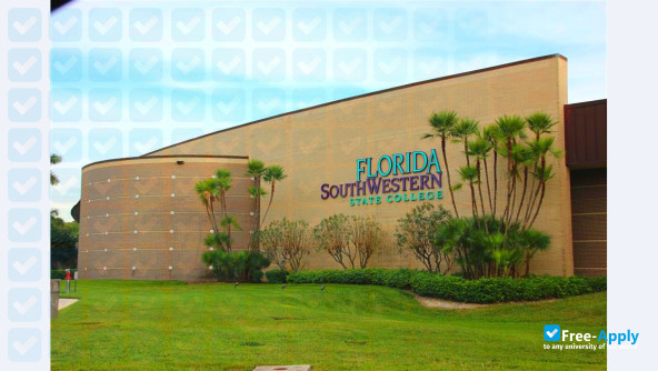 Florida SouthWestern State College photo #3