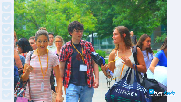 Foto de la Emmanuel College Boston #12