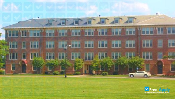 Hampton University photo #8