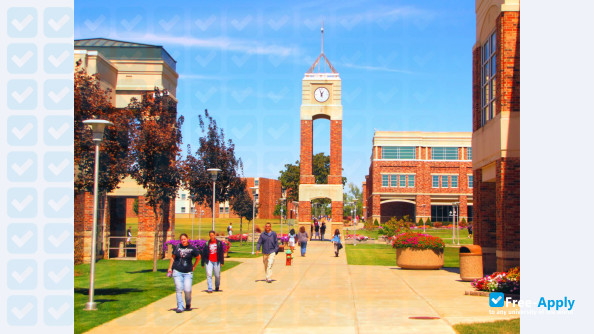 Photo de l’Evangel University #1