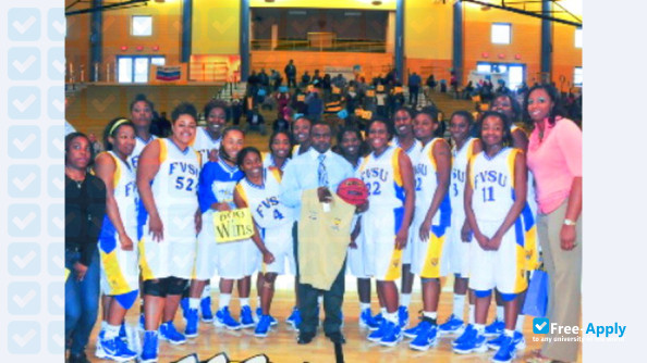 Fort Valley State University photo #7