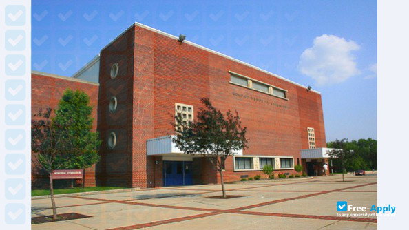 Indiana University Northwest photo #2