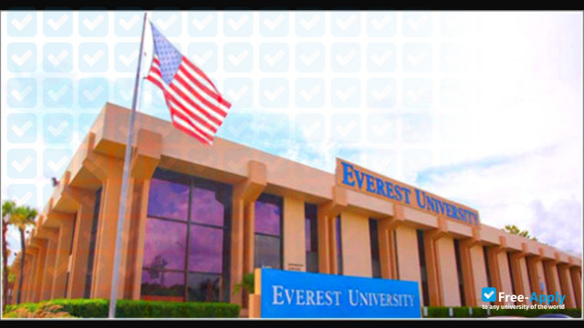 Everest University фотография №2