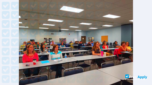 Iowa Lakes Community College photo