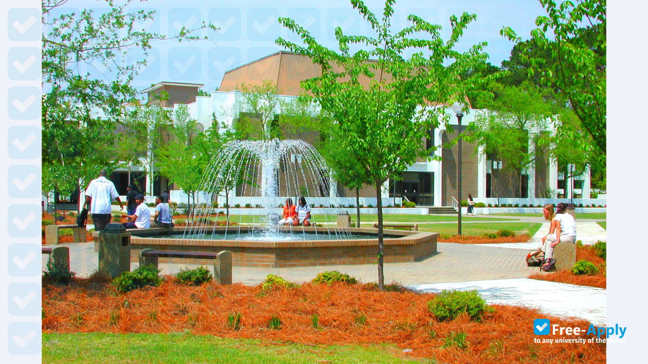 Francis Marion University photo #4