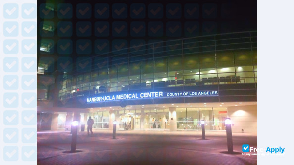 Harbor UCLA Medical Center photo