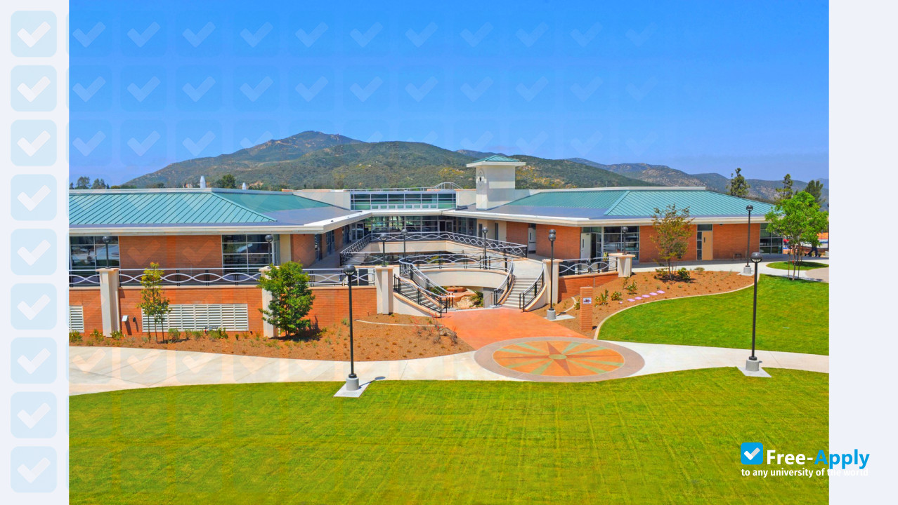 Foto de la Grossmont College #1