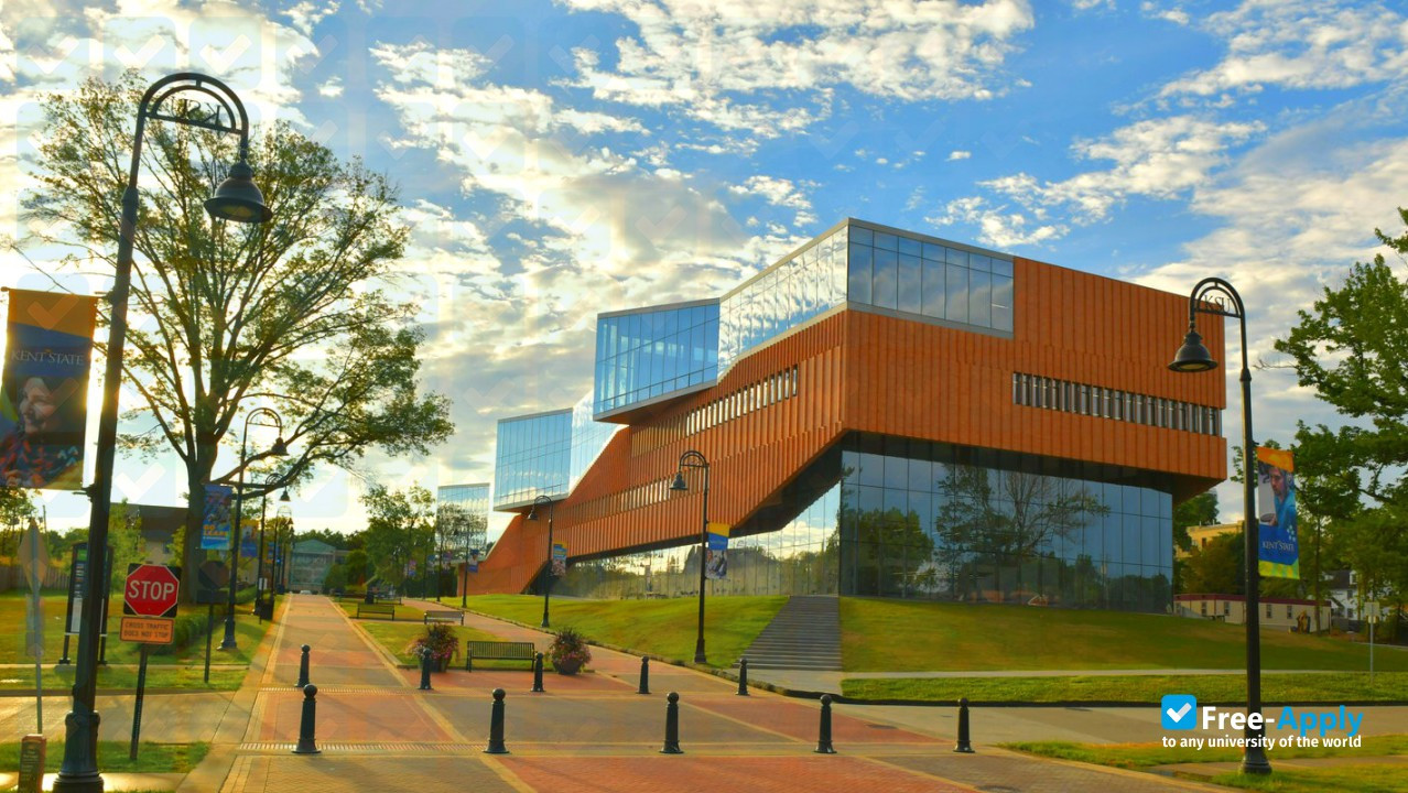 Foto de la Kent State University #5