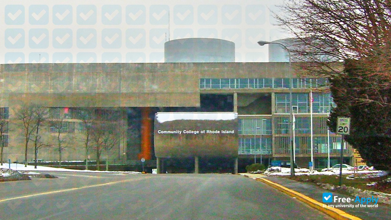 Foto de la Community College of Rhode Island #3